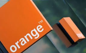 Orange الأردن تقدم 27 منحة دراسية لأبناء موظفيها