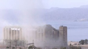 سلطة العقبة توضح حقيقة صرف 10 ملايين على عملية ازالة الصوامع