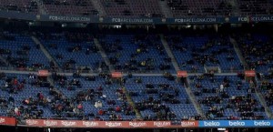 رقم لا يليق ببرشلونة في مباراة "الكارثة الصفراء".. هذا عدد المشجّعين!