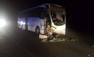 وفاة مواطن اردني واصابة ٦ اخرين حادث تصادم حافلة معتمرين في السعودية