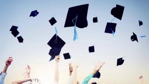 الأولى على العلمي طالبة طب في الهاشمية