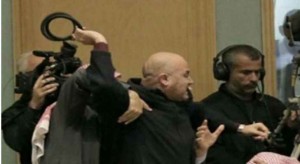 النائب الحباشنة يعتذر لزميله الخزاعلة عن "العقال الطاير"