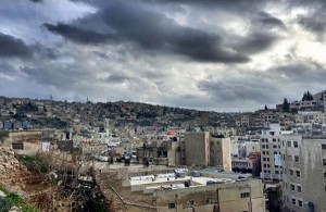 الجمعة .. طقس بارد ورطب واحتمالية هطول امطار محدودة