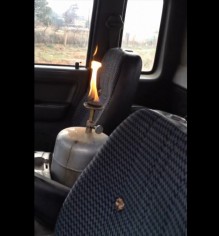 الامن يضبط سائق اشعل جرة غاز داخل مركبته للتدفئة