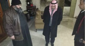 بالصور ... مساجد تغرق في عمّان ووزير الأوقاف يتفقدها