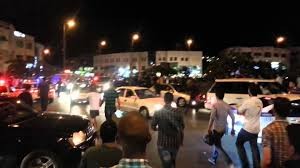 تحطيم 6 مركبات واصابة شخص في مشاجرة بعبدون