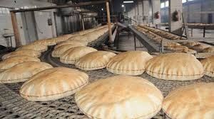 مصدر مطلع يوضح حقيقة رفع قيمة دعم الخبز 5 دنانير