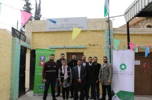 بنك صفوة يشارك في مبادرة جاكيت وقرطاسية لكل طالب