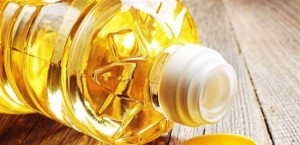 من بينها السرطان .. زيت موجود في كل منزل قد يسبب أمراضاً خطرة!