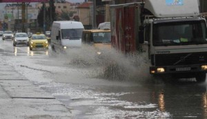 امطار غزيرة والارصاد تحذر من السيول الجمعة