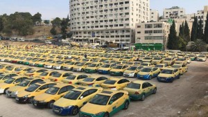 استمرار استقبال "التكاسي" لتعديل التعرفة الجمعة والسبت حتى 8 ليلاً