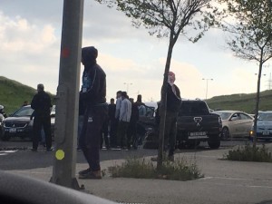 بالصور .. إصابة شخص اثر حادث تدهور في العاصمة عمان