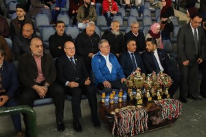 جامعة البترا تستضيف مباراة ودية بين قدامى نجوم العراق وقدامى نجوم الأردن