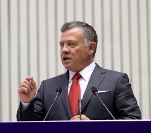 الملك يشارك بقمة عالمية " نداء كرايست تشيرش" في باريس