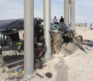 بالصور.. وفاة شخصين واصابة آخر اثر حادث تدهور باص في عمان