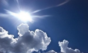 انخفاض ملموس على درجات الحرارة وتساقط زخات متفرقة من المطر