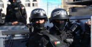 مداهمة أمنية تسفر عن القبض على مطلوب خطير جداً جنوب عمان