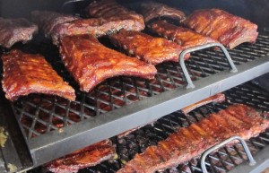 براتب 5000 دولار في الأسبوع.. مطلوب شخص يأكل اللحم المشوي ويسافر عبر ولايات أمريكا