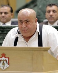 بعد حظر ألعاب إلكترونية .. النائب خليل عطية يطالب بحجب المواقع الإباحية