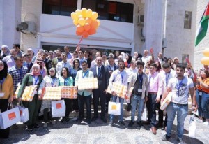 Orange تقدم هدايا لأوائل التوجيهي