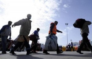 مشروع نظام تصاريح العمالة الوافدة: 2000 دينار رسوم عمال المياومة