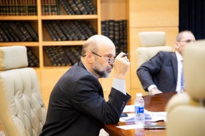 الرزاز: تذكروا التاريخ والجغرافيا عند الحديث عن الوضع الاقتصادي