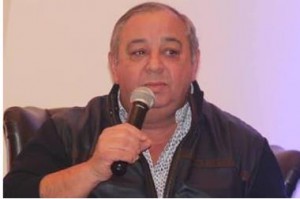 الخشمان يوجه رسالة عاجلة إلى الحكومة والمعلمين