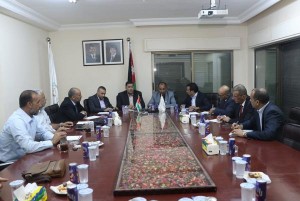 وفد من التربية ينقل مقترحا حكوميا جديدا للمعلمين