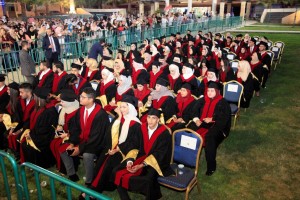 جامعة البترا تخرج الفوج الثامن من طلبة مركز التعليم المستمر