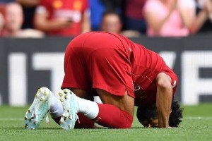 شاب إنجليزي يروي قصة اعتناقه الإسلام بسبب «صلاح»