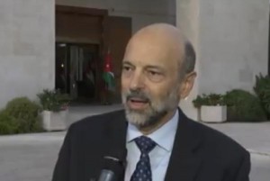 بالفيديو .. الرزاز: وضعنا المالي صعب وعلاوة المعلمين ستزيد من العجز