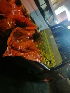 بالصور .. الغذاء والدواء تضبط 18 تنكة زيت زيتون مغشوش في اربد