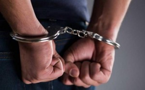 الشريك في قضية سلب فرع احد البنوك في منطقة المحطة قبل ايام يسلم نفسه لإدارة البحث الجنائي