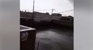 بالفيديو .. أمطار غزيرة بمحافظة المفرق