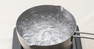 شخصان يحرقان آخر بـ"ماء مغلي" إثر خلافات بعجلون