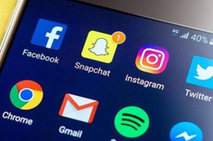 حقيقة منح 5 دنانير رصيد مجاني لجميع المواطنين