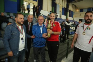 المولا يرعى مباراة ودية بين فريقي جامعة البترا وقناة رؤيا