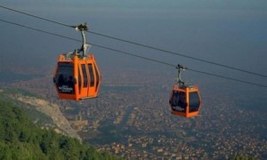 أكيد : لا صحة لإقامة أطول تلفريك بالعالم في ذيبان