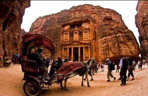 سلطة البترا: اتهامنا في التعمد باختيار السائحة الأمريكية افتراء