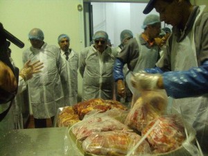 حجازي وغوشة تتبرأ من صور "المصارين " المتداولة على مواقع التواصل الاجتماعي