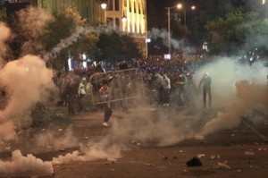 لبنان : 90 اصابة بمواجهات في بيروت