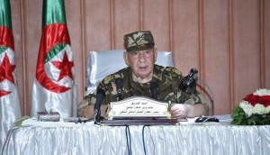 وفاة قائد الجيش الجزائري
