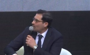 وزير النقل: سيتم دعم الأسر الفقيرة لاستخدام وسائط النقل