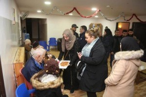 طلبة جامعة البترا يزورون دار الزهراء المسنين