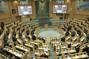 النواب يواصلون مناقشة الموازنة لليوم الثالث