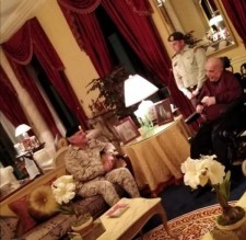 اللواء الحنيطي يزور الأمير محمد بن طلال