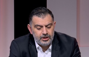 البطاينة: غدا من الساعة 9 الى 5 سيوزع الخبز والمياه عبر مركبات الامانة والبلديات