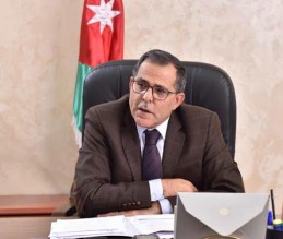 عبيدات: صرف الادوية (المهدئة والنفسية والمقيدة الاستخدام والمستحضرات المخدرة) عن طريق الواتساب او الايميل