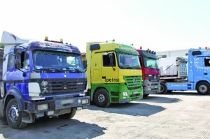 اللوزي: تعويضات القطاعات المتأثرة تدرس بجدية من الحكومة