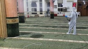 الأوقاف: فتح المساجد مرهون بتوصيات لجنة الأوبئة